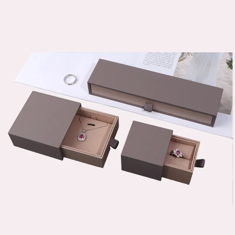 Necklace Boxes